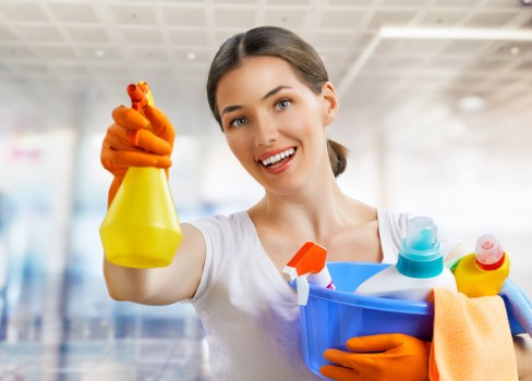 Local cleaner completing an Airbnb turnover in a Streatham flat