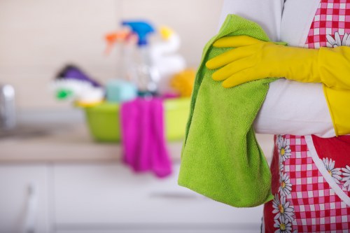 Local one off cleaning for a Streatham flat near busy residential streets